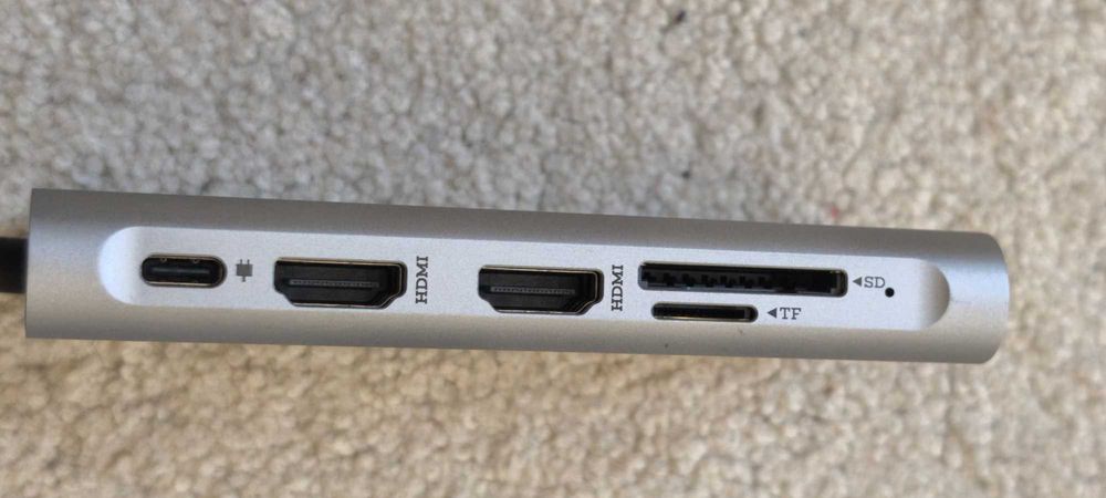 Omars hub USB-C 11 w 1 VGA USB 3.0 RJ45 HDMI SD TF