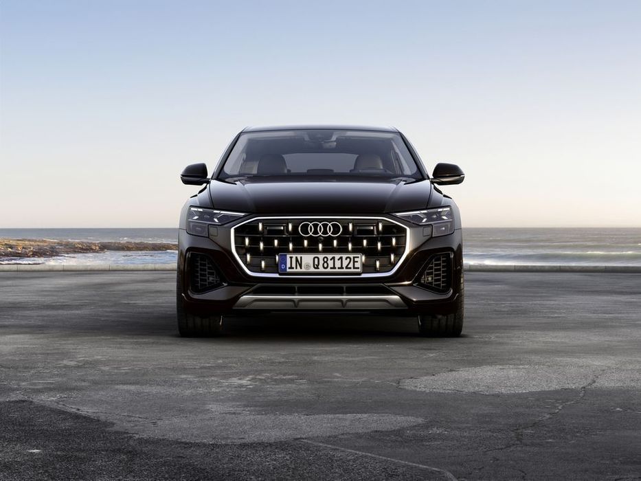 Audi Q8 55 TFSIe quattro Tiptronic
