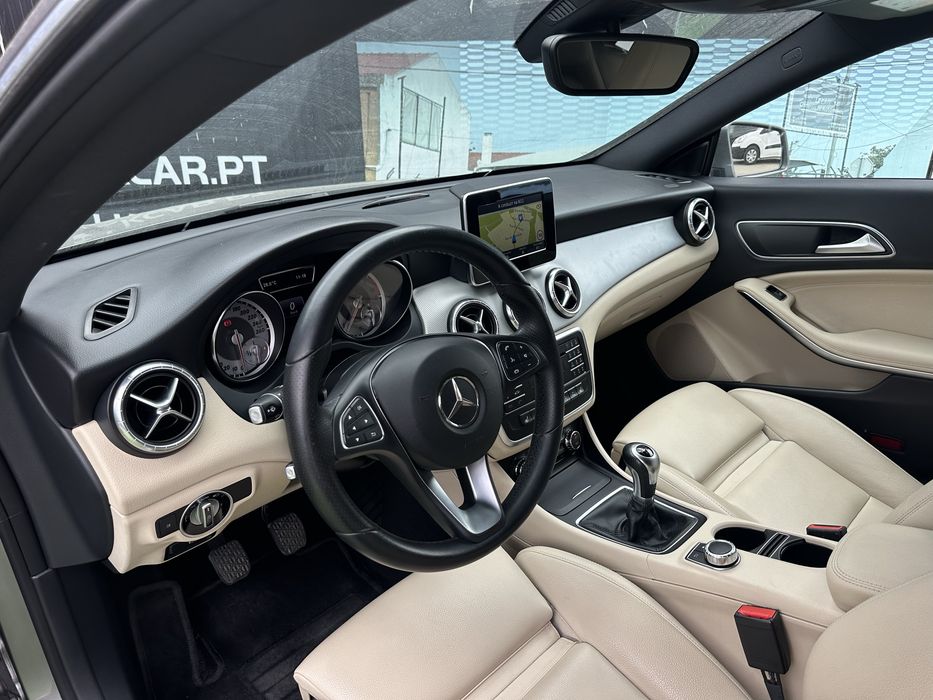 Mercedes-Benz CLA 180 — fotografia 10