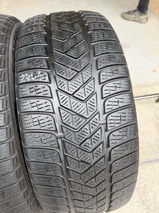 Шини зимові R19 245 45 Pirelli Склад Осокорки RLX