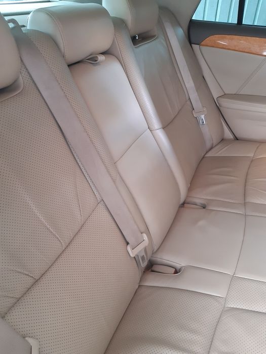 Продам Toyota Avalon