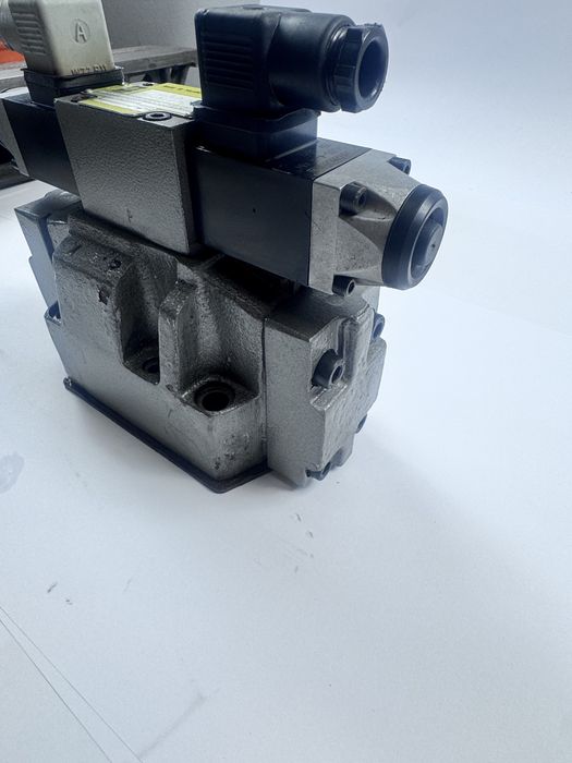 Elektrozawór hydrauliczny 4WEH16 W30/6 wadowice