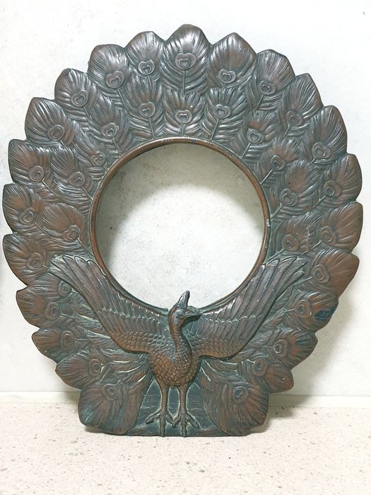 Par de raras maravilhosas "pavões" molduras asiáticas em cobre