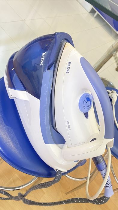Праска з парогенератором Tefal серії Express
