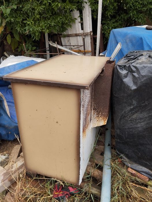 Fogão  a lenha e a gás muito antigo e pesado em ferro fundido uma autê