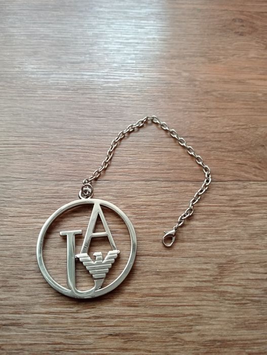 Georgio Armani  Підвіска на мумку