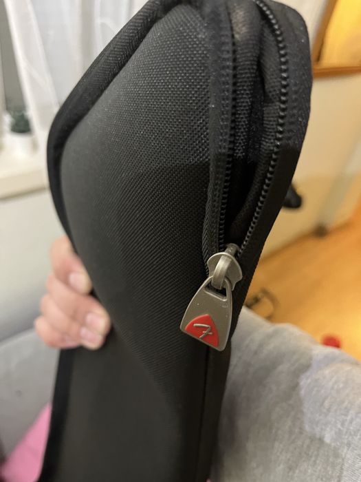 Estojo Almofadado para Guitarra Elétrica Fender