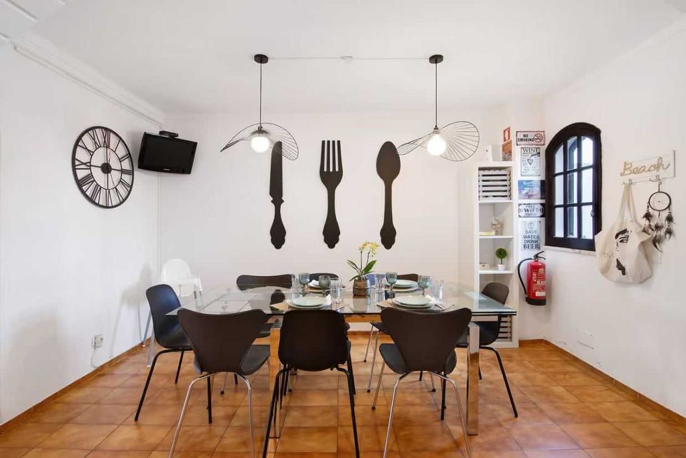 Moradia V3 c/ AC, Ferias, Altura, 10 pax. (PREÇOS NA DESCRIÇÃO)