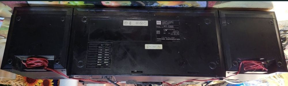Магнитофон TOSHIBA RT-7055,запчасти,sharp,статуэтка Japan
