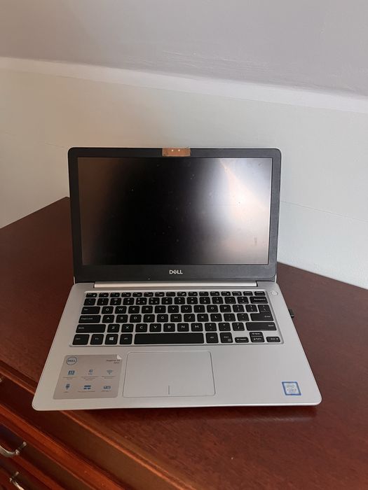 Laptop Dell Inspiron 13