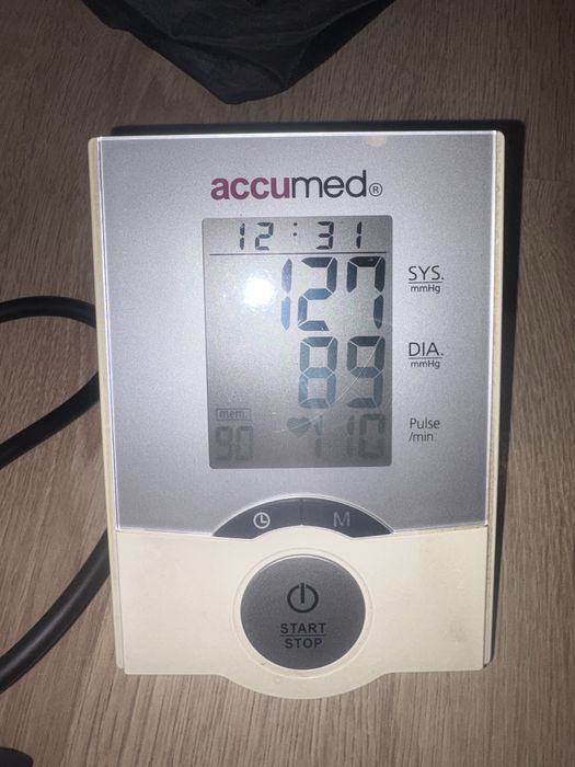 Rossmax Accumed aparat do mierzenia ciśnienia