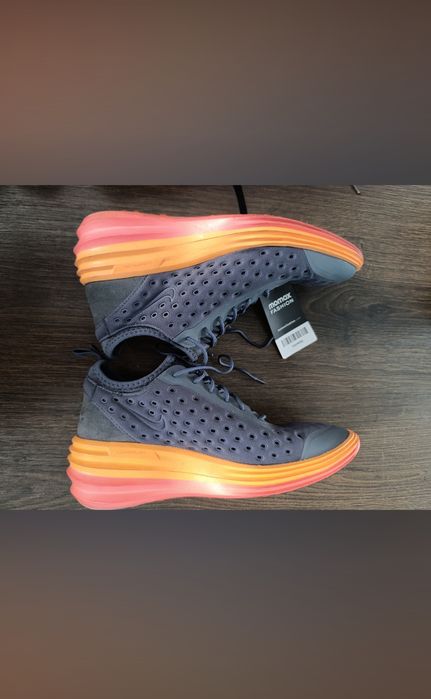 Buty sportowe pomaranczowe  Nike damskie wyższe na platformie wkł. 26