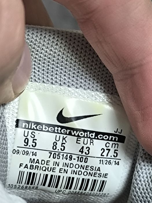 чоловічі кросівки Nike Air Max Tavas розмір 43 27.5 см