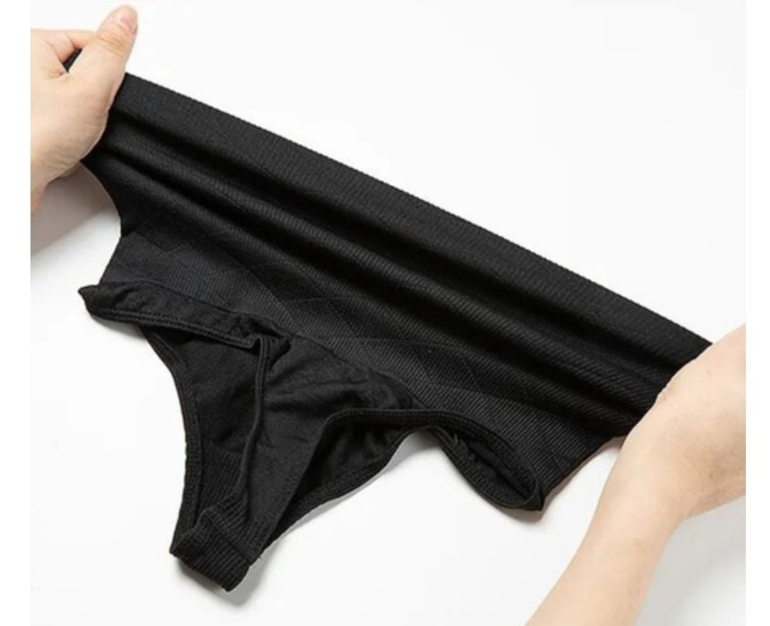 Стягуючі коригуючі стрінги труси корекція фігури XL стегна 100-105