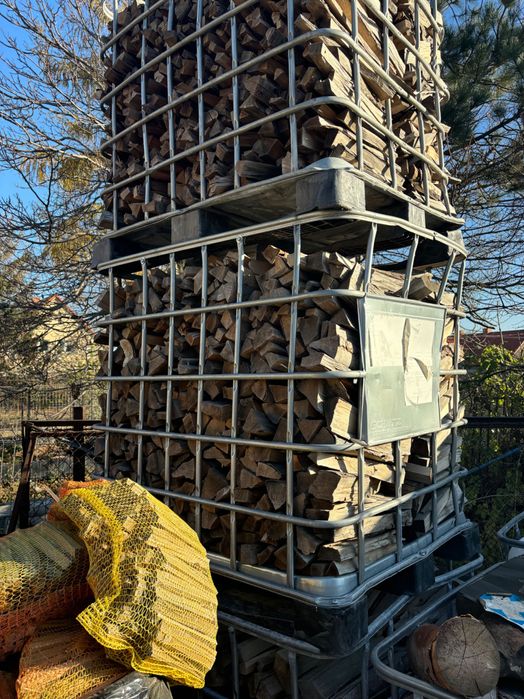 Drewno buk do pizzerii suche