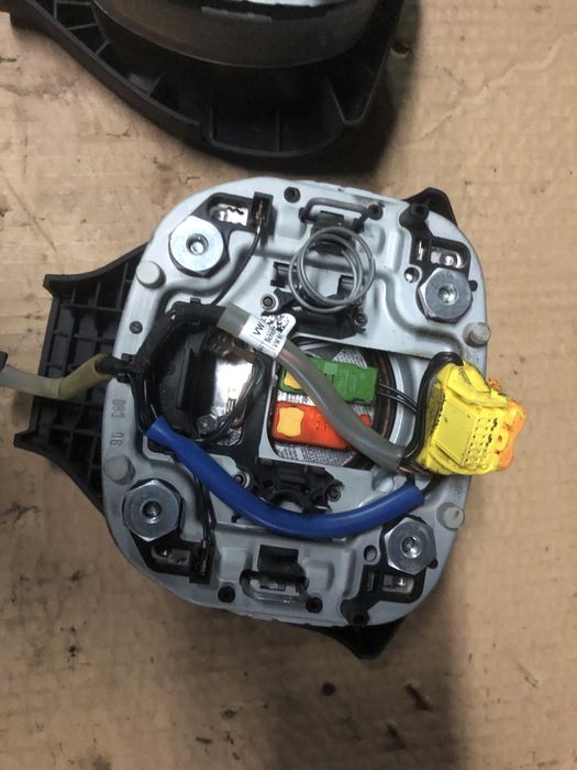 Подушка в руль аірбег Фольцваген б6  Airbag Golf 5 Plus