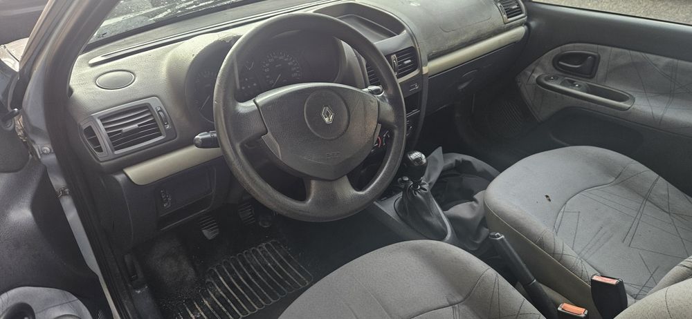 Renault clio 1.2 16v