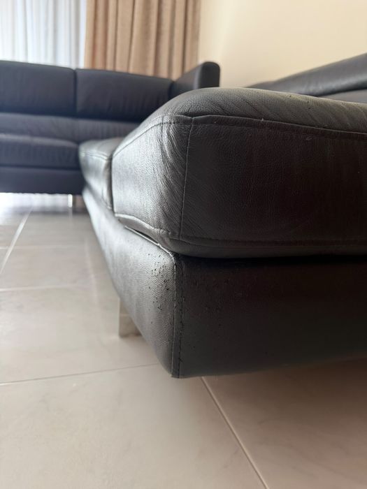 Conjunto de Sala: Sofá Modular em Pele + Poltrona Reclinável Relax