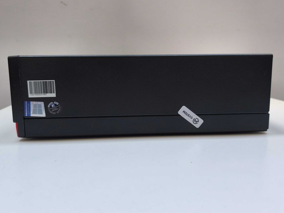 Komputer Fujitsu Esprimo D738 Intel Core i3-8100 8 GB RAM 256 GB SSD Windows 11 Pro Intel UHD Graphics 630 LAN