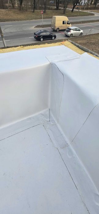 Монтаж плоскої ПВХ / ТПО покрівлі Плоский дах Монтаж ПВХ мембрани