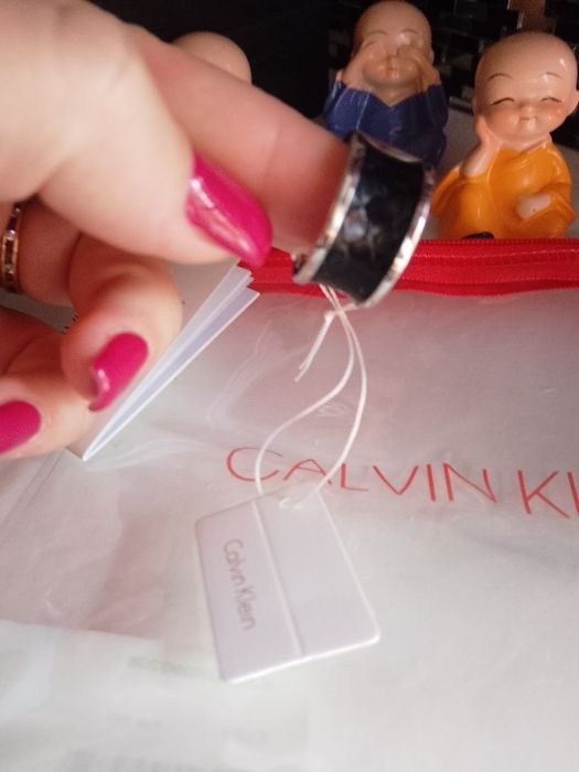 Anel NOVO Calvin Klein - tamanho 8