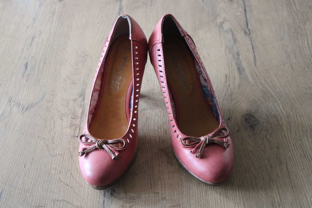 Buty półbuty szpilki Marco Tozzi 38 wkładka lekko ponad 24cm