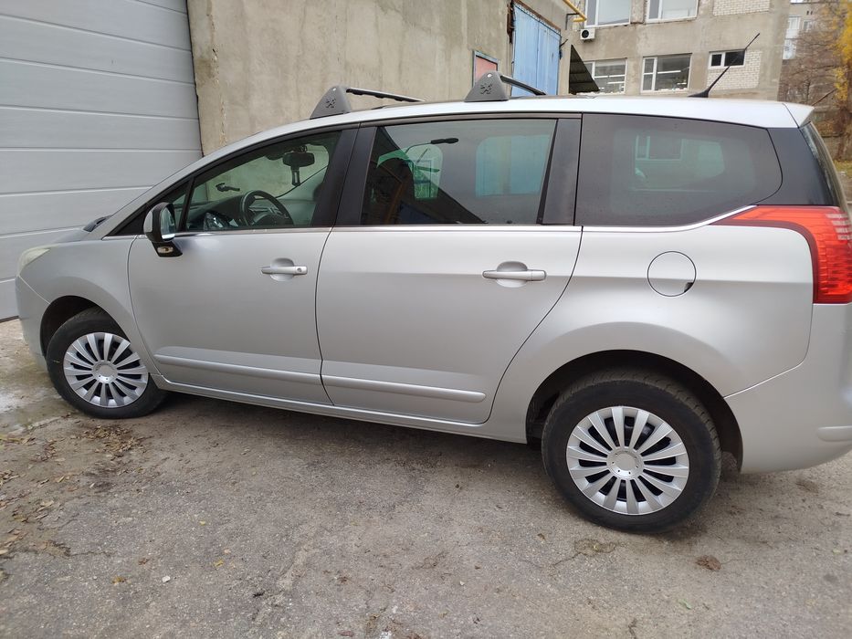 Продається свій автомобіль