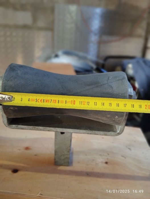 Roleto para atrelado de barco