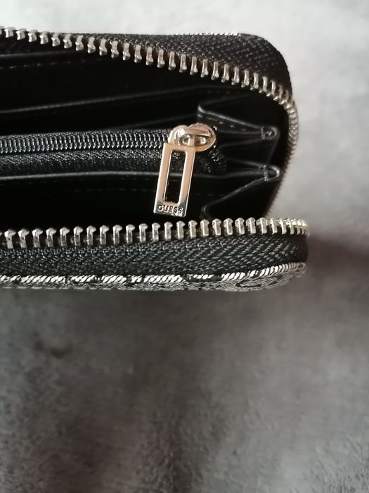 Guess portfel damski