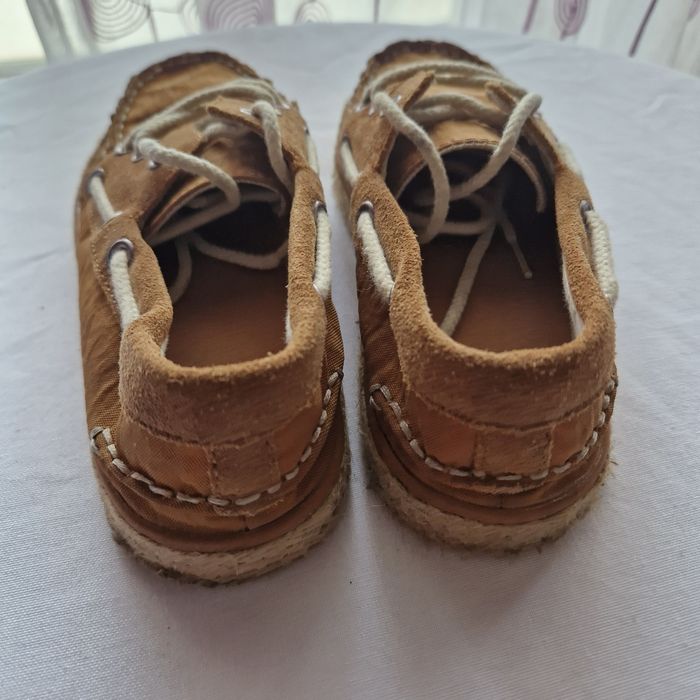 Sapatos tipo mocassins