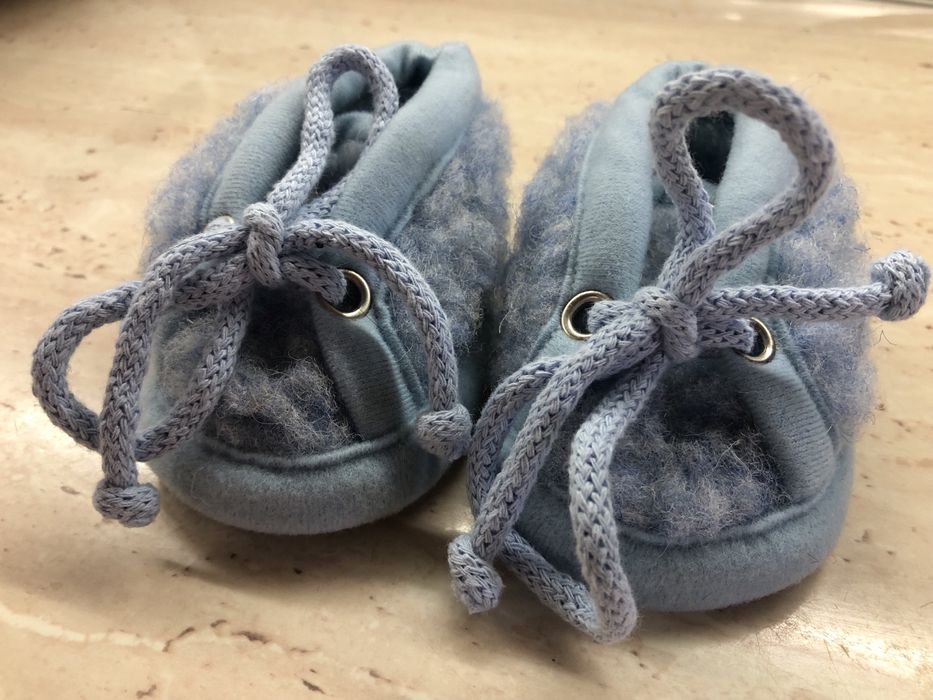 Wełniane cieplutkie buciki