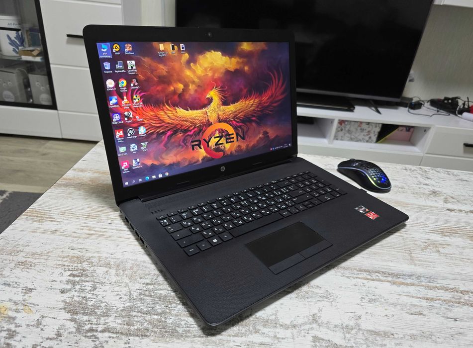 17.3" Игровой HP (Ryzen 5/Vega 8/12GB DDR4/SSD 128G+1000G/Акб 5ч)