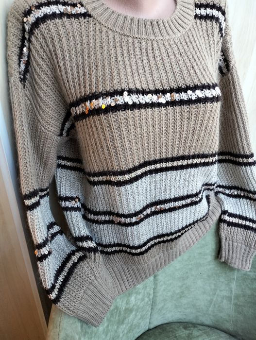 Новые женские свитера