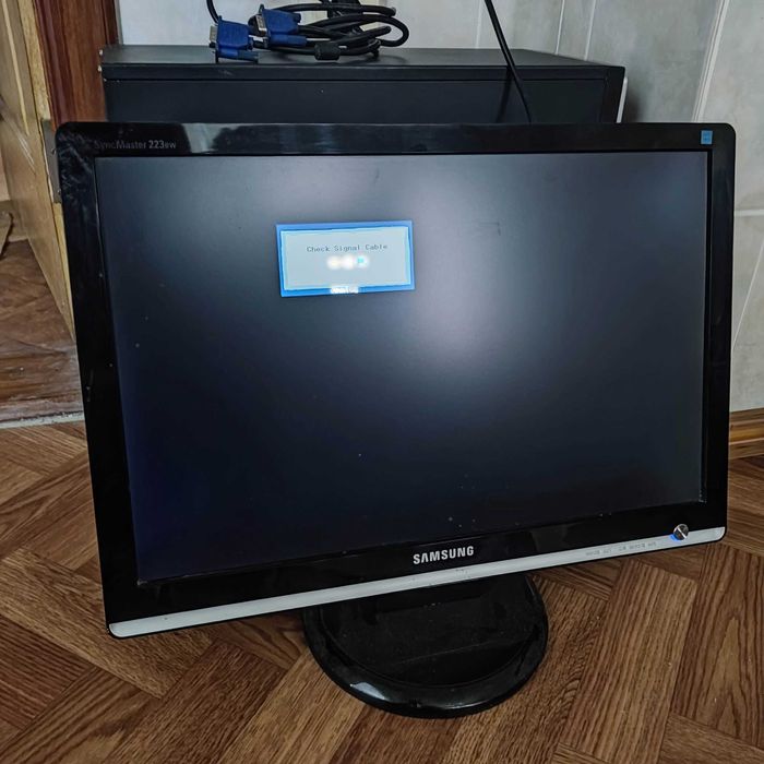 Intel quad 9400 8gb,1000gb,gt8500 512mb монітор та клава в подарунок