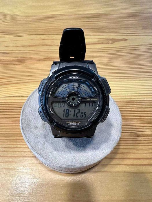 Водонепроникний чоловічий годинник Сasio AE1000W