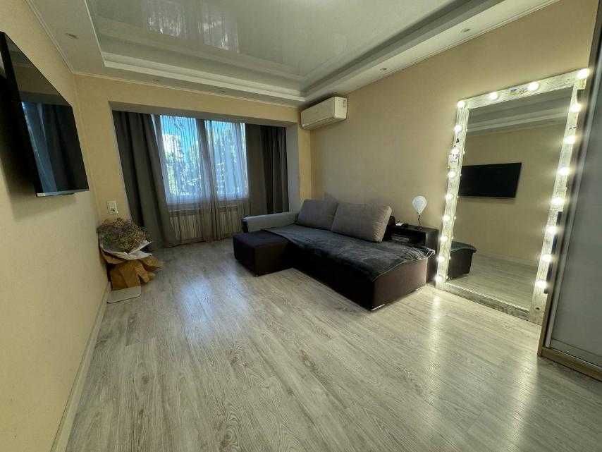 Оренда довгострокова 2-х кімн. квартири біля Краків М.Лівобережна