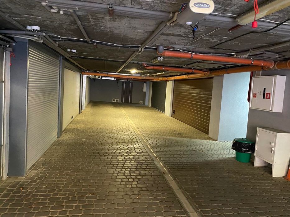 Оренда паркомісця