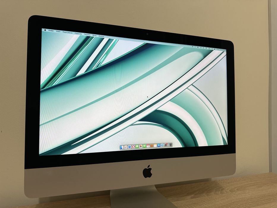 Продам iMac 21.5-inch, Late 2013p