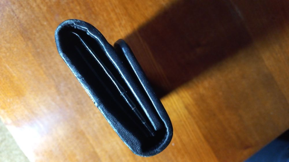 Гаманець зі справжньої шкіри Stingray вінтажний жіночий чорний текстур