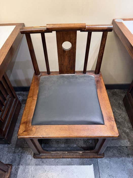 Oryginalne meble drewniane, wyprzedaż, krzesło, stół, sofa tanio