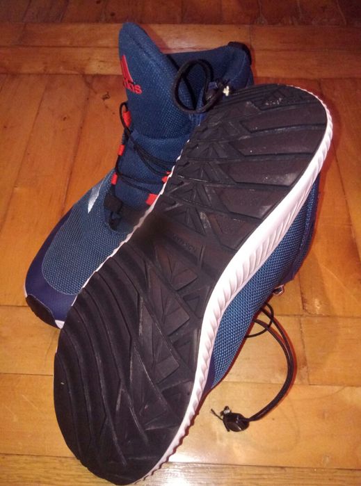 Adidas forta trail mid