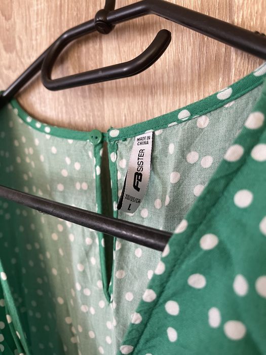 Zielony kombinezon w kropki rozmiar L New Yorker