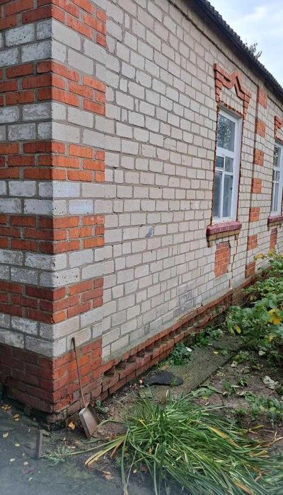 Продаж будинку в передмісті