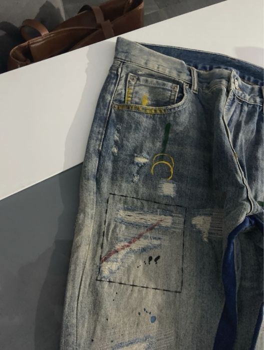 Calças flare artísticas