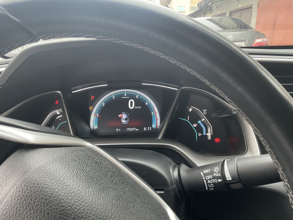 Продам Honda Civik 10 покоління - 1.6 L  i -VTEC MT 125 к с