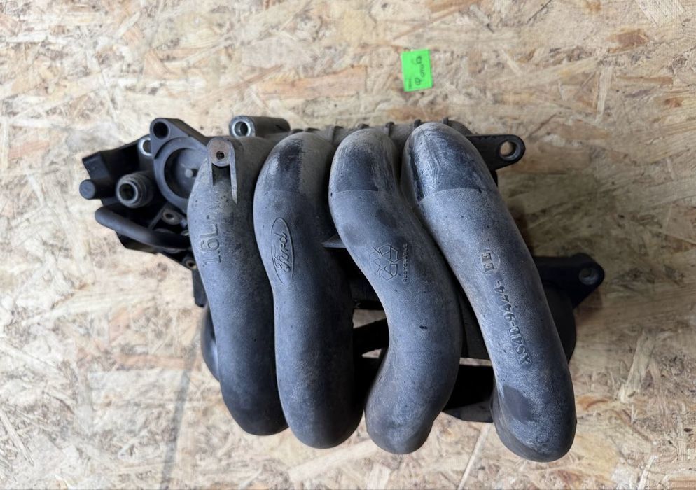 Впускной колектор Ford focus MK 1 1.6 форд фокус мк 1 оригинал. XS4E-9424-EE