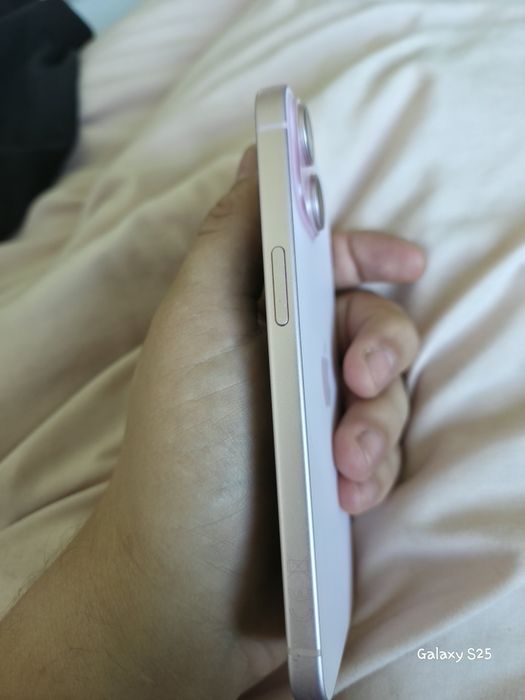 iPhone 15 128 GB Różowy | Bateria 87% | Zadbany
