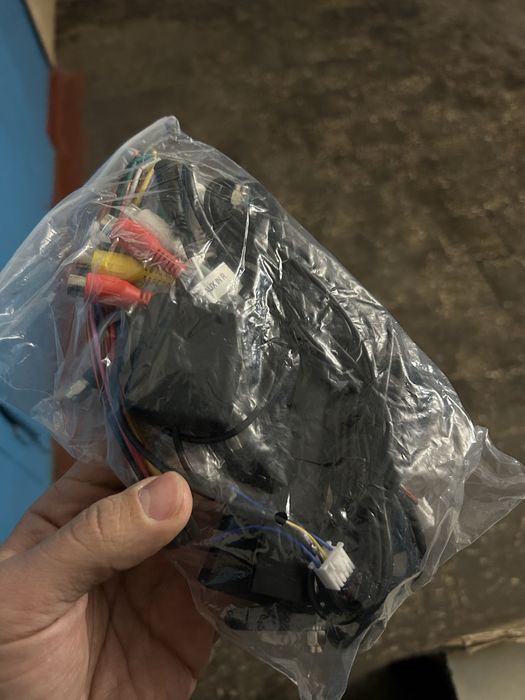 Продам андроид магнитолу 9’