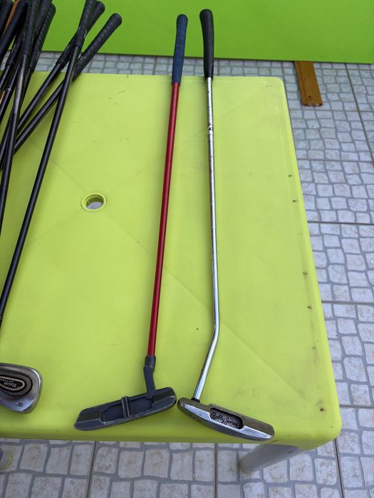 Tacos de golfe com saco transporte em bom estado