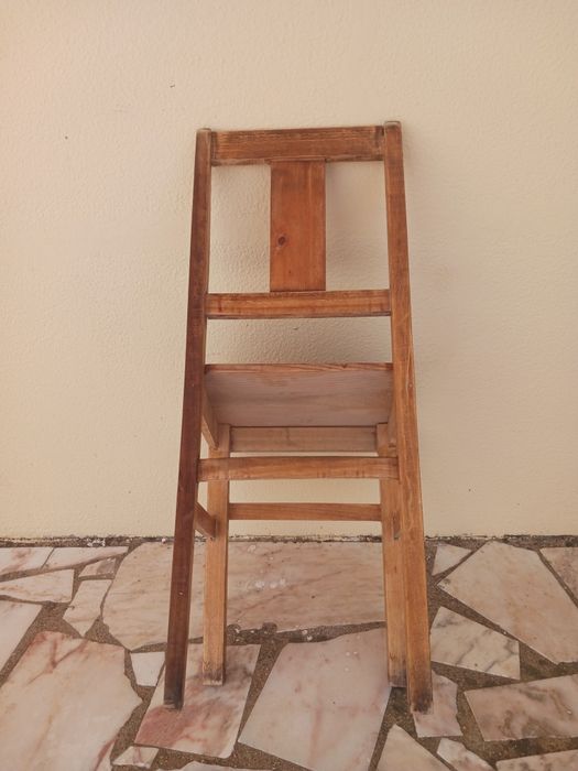 Cadeira antiga de 1950